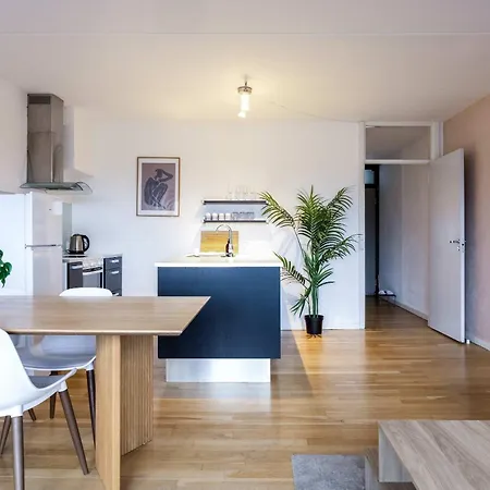 Frederiksberg Stunning Apartamento